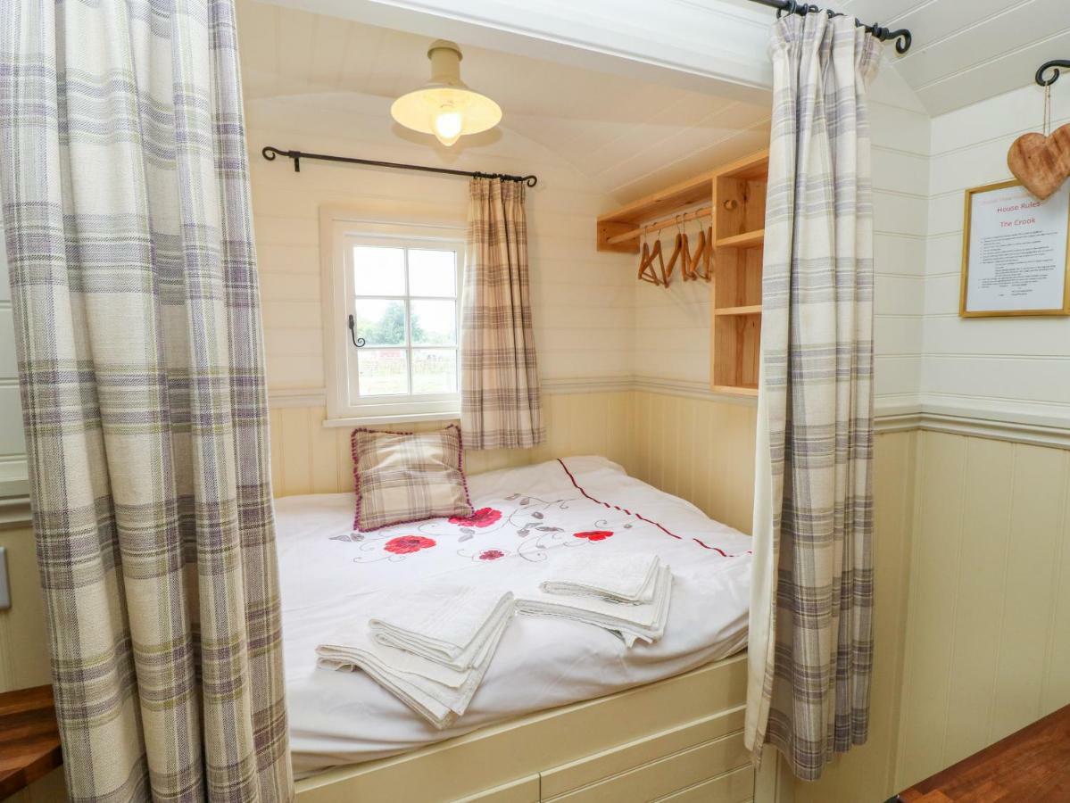 Shepherds Hut - The Crook Milford Haven Eksteriør bilde